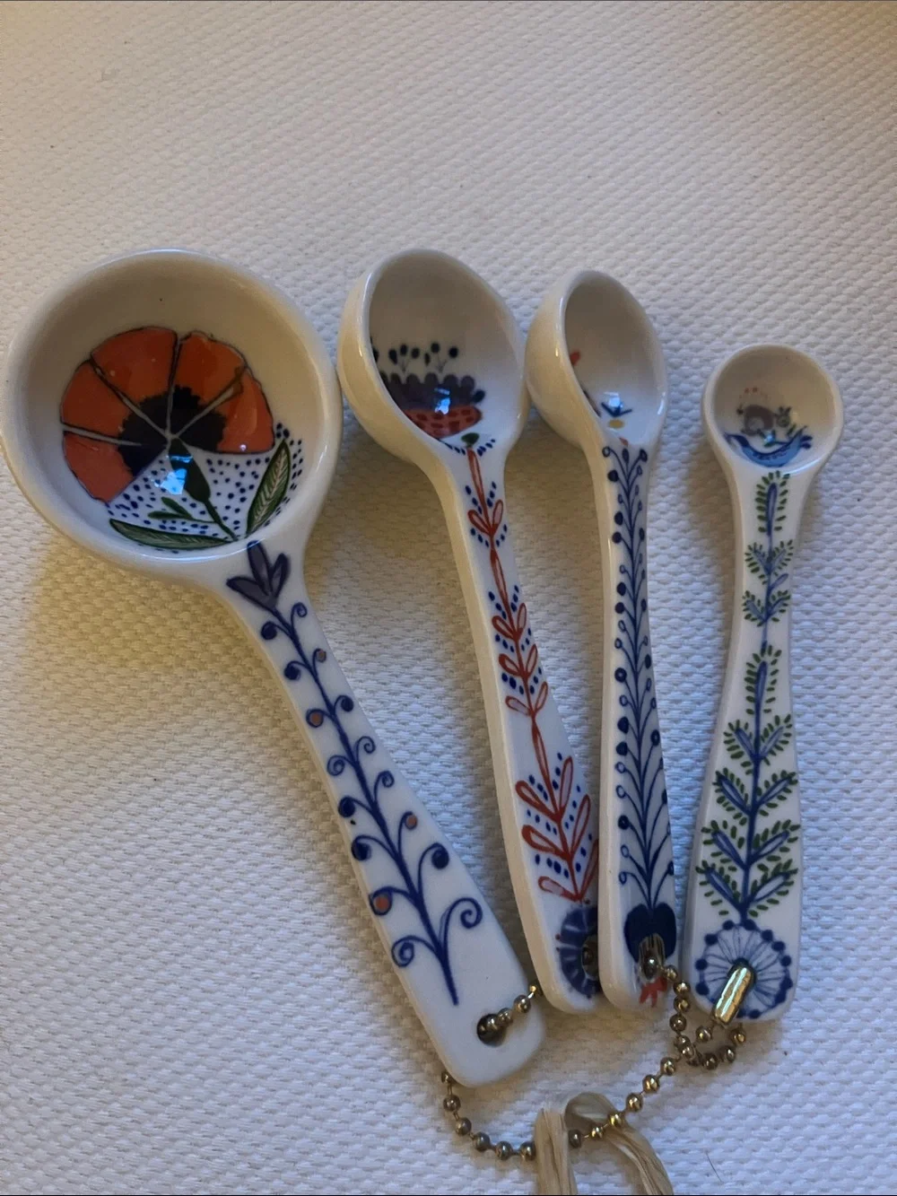 Anthropologie Marian Floral Stoneware Measuring Spoons set of 4